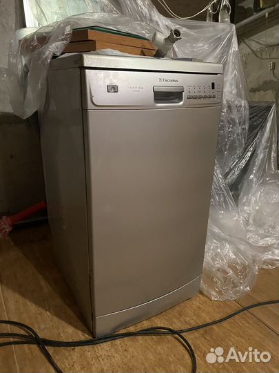 Посудомоечная машина бу Electrolux 45 см