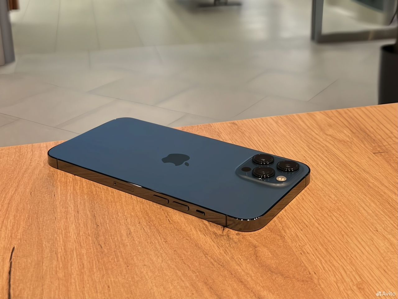 iPhone 12 Pro, 256 ГБ, SIM + eSIM