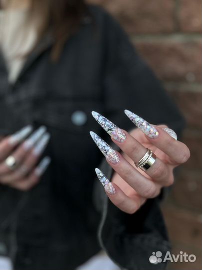 Маникюр, педикюр,макияж, брови