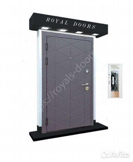 Металлическая дверь с зеркалом в квартиру