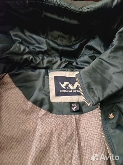 Пуховик женский