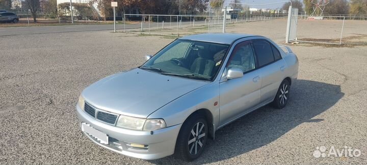 Mitsubishi Lancer 1.5 AT, 1998, битый, 270 000 км