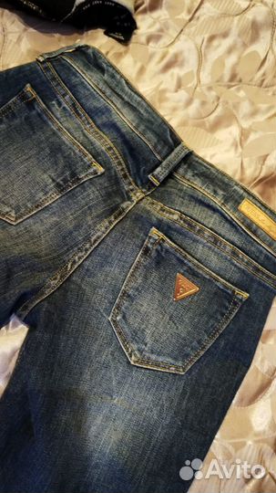 Джинсы guess 25 размер Джиесы levis 28 размер