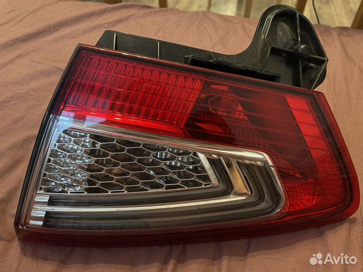 Задний фонарь Ford Mondeo 4 арт.1744243 (правый)