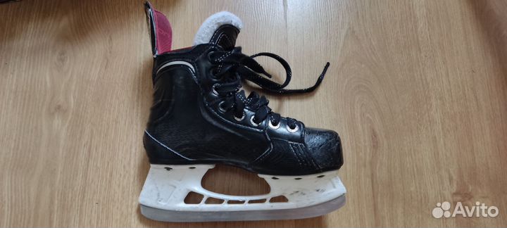 Коньки хоккейные bauer 1x