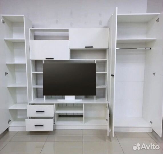 Стенка марта-11 Белая (новая)