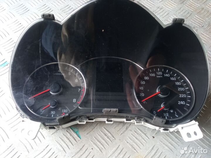 Щиток приборов Kia Cerato 3