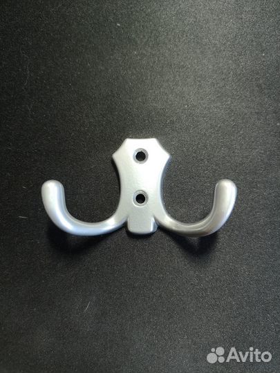 Крючок-вешалка №16