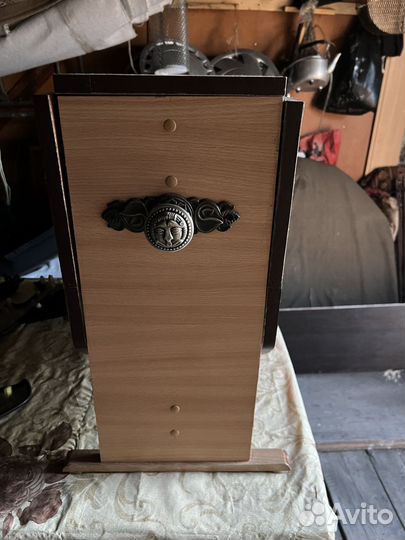 Журнальный столик книжка