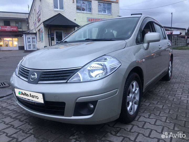 Nissan Tiida 1.6 AT, 2008, 139 870 км