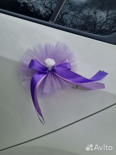 Свадебные украшения на машину