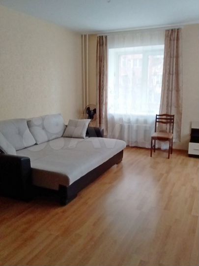 Комната 25 м² в 3-к., 2/10 эт.