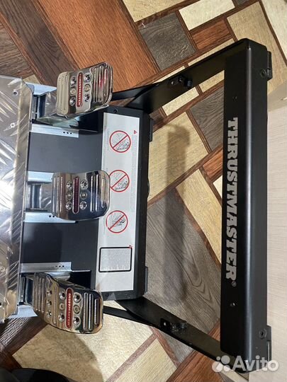 Игровой руль Thrustmaster T500RS