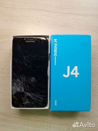 Телефон Samsung galaxy j4 2018
