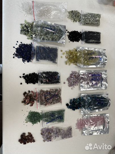 Ракушки, натуральные камни, песок, декор