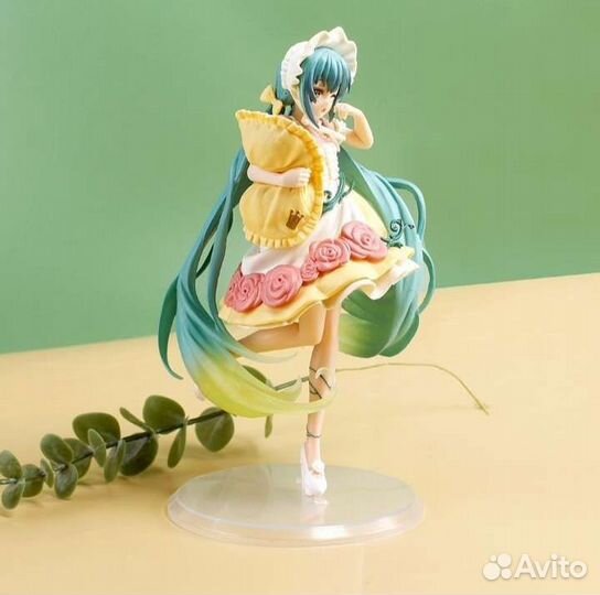 Аниме фигурка Хацунэ Мику Спящая Красавица
