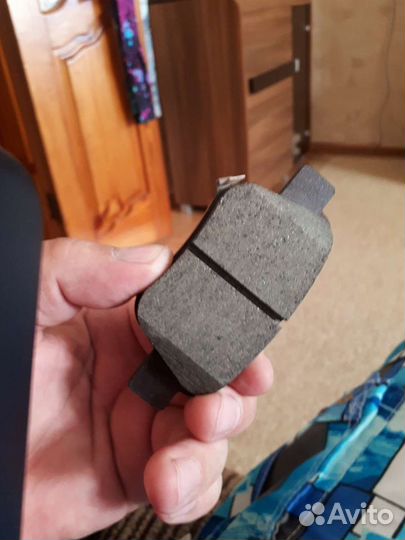 Тормозные колодки toyota avensis 250