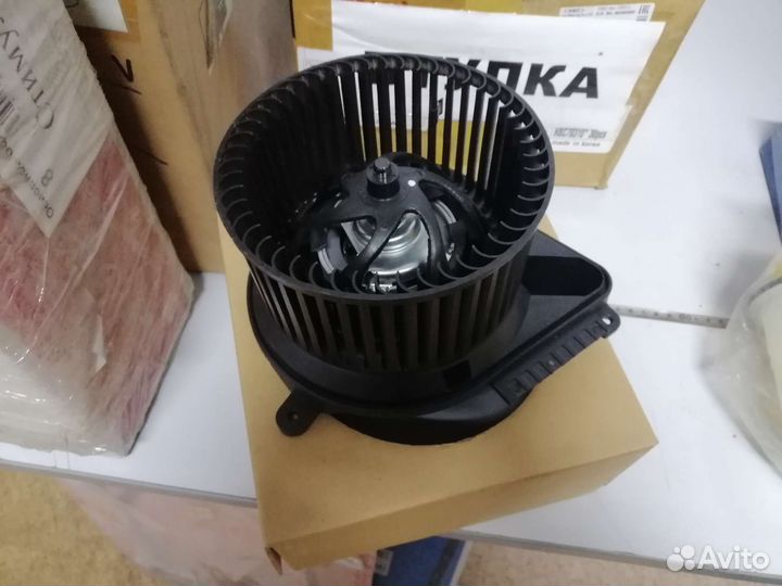 Мотор отопителя (печки) Mercedes Benz Vito (638)