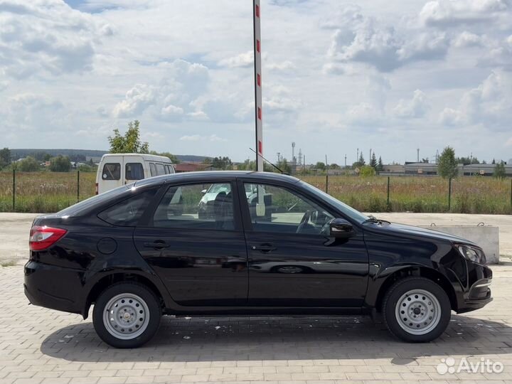 LADA Granta 1.6 МТ, 2024, 5 км