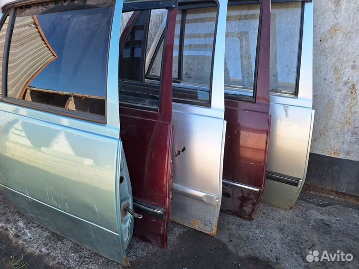 Задняя правая дверь Daewoo Nexia