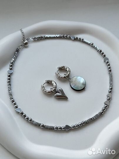 Украшения из гематита: чокер, кольцо, серьги