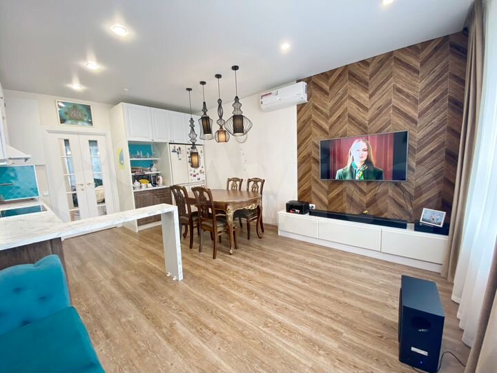 3-к. квартира, 72 м², 4/19 эт.