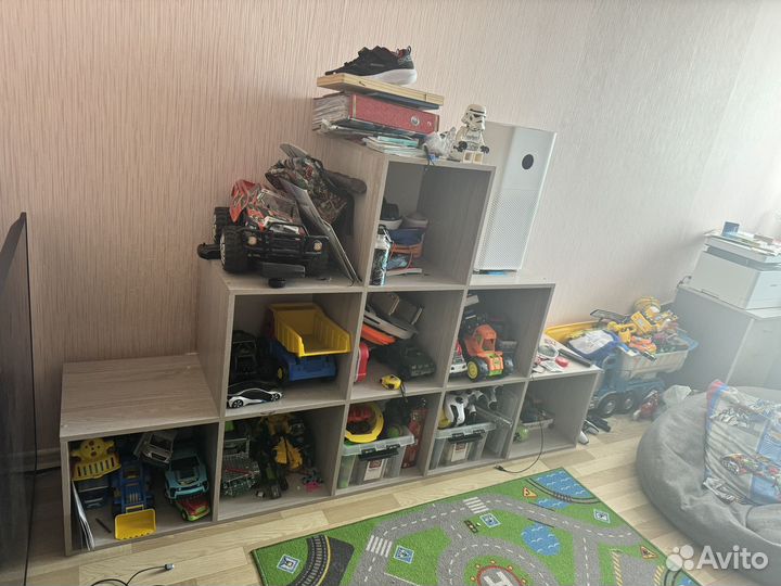 Полка под игрушки, книги