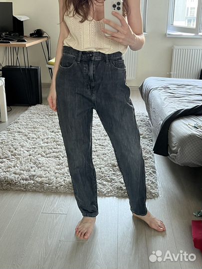 Серые джинсы uniqlo