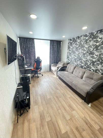 2-к. квартира, 53 м², 4/9 эт.