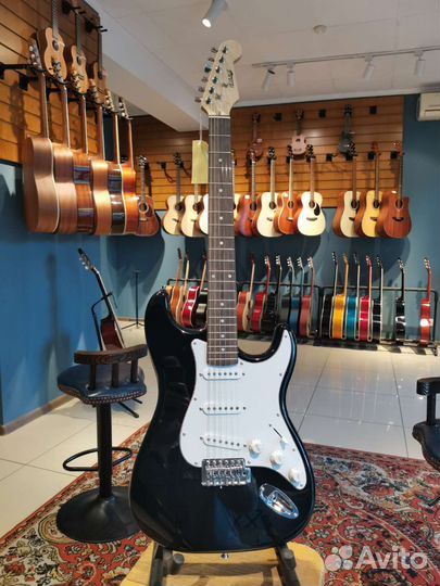 Электрогитара новая