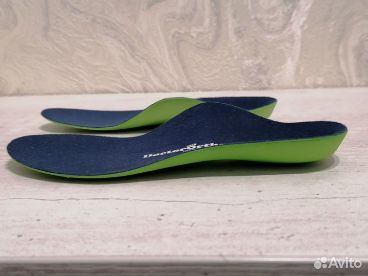 Стельки ортопедические новые 18 см