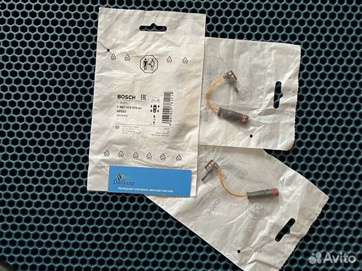 1987473070 bosch Датчик износа колодок MB W203/W21