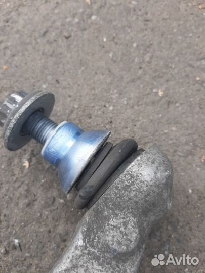 Рычаг подвески передний левый Mercedes C-Class