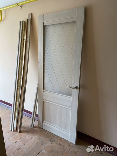 Дверь межкомнатная 800 с коробкой бу