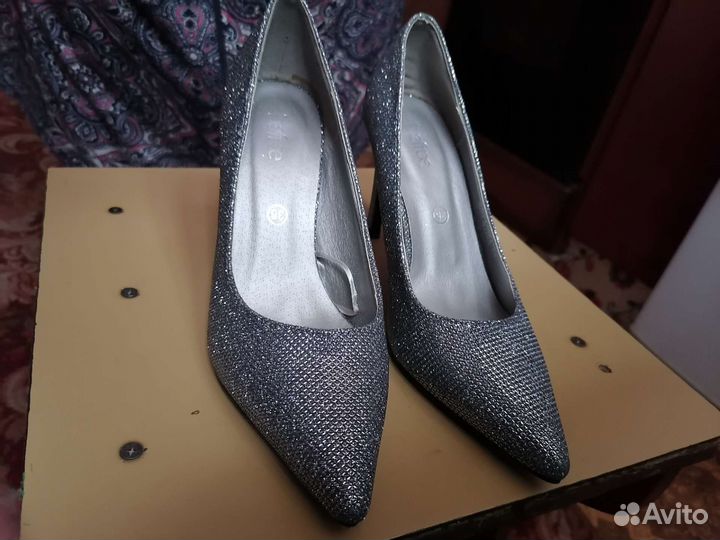 Туфли женские 37 размер новые
