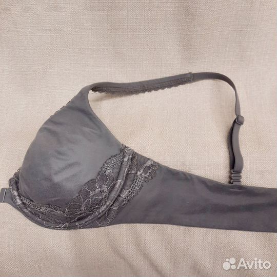 Бежевый мягкий бюстгальтер Victoria's Secret 34B