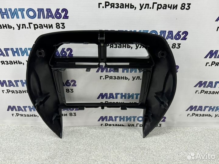 Переходная рамка под Android Toyota Rav4 2