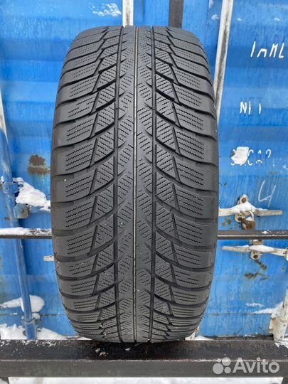 Bridgestone Blizzak LM-001 225/50 R17