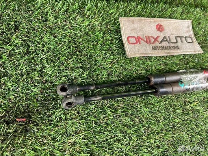 Амортизатор багажника Lexus Gs350 GRS191 2GR-FSE