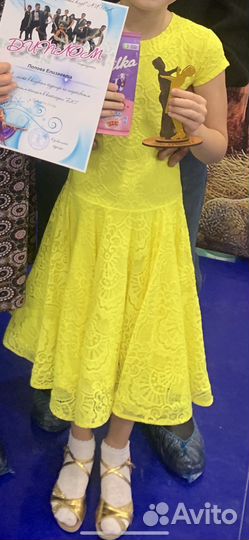 Платье для бальных танцев