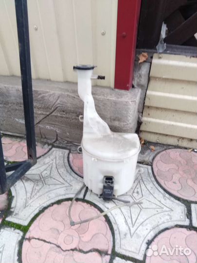 Бачок омывателя тойота витц