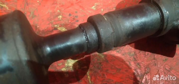 Вал карданный передний Ваз 21213 21214 отл.сост