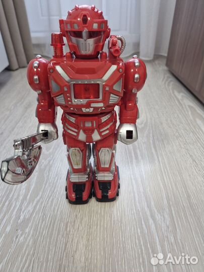 Игрушка робот
