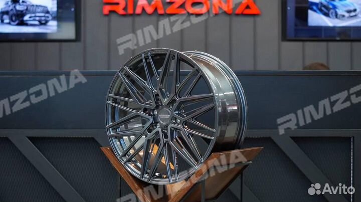 Кованый диск в стиле vossen R21 5x112