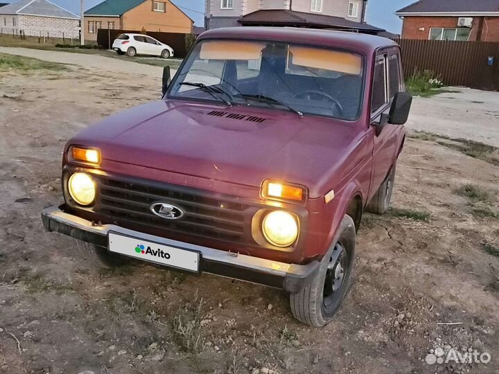 LADA 4x4 (Нива) 1.7 МТ, 2001, 110 000 км