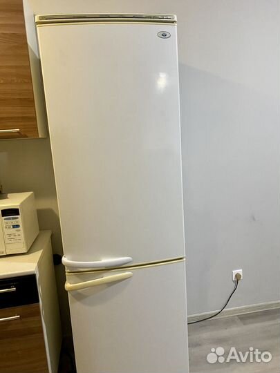 Холодильник атлант двухкамерный