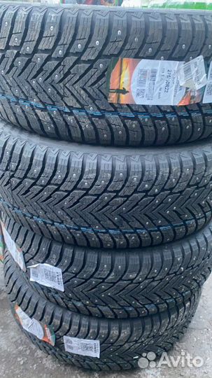 Nokian Tyres Hakkapeliitta 10p SUV 275/50 R22