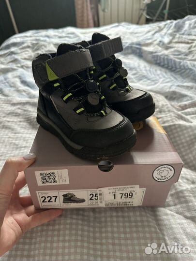 Ботинки демисезонные для мальчика 25