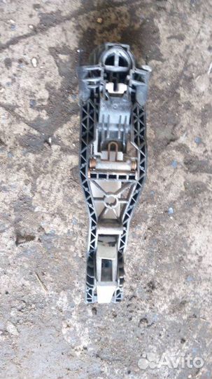 Ручка двери передней наружная правая Skoda Octavia