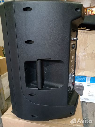 Акустические колонки большие